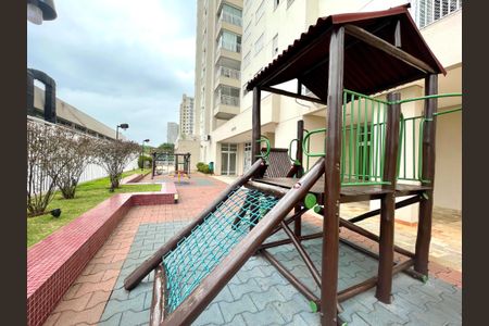 Apartamento à venda com 66m², 2 quartos e 1 vaga Apartamento à venda com 66m², 2 quartos e 1 vagaÁrea comum - Playground