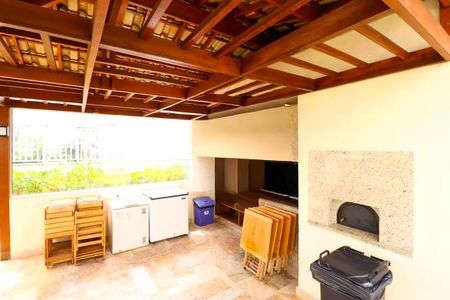 Apartamento à venda com 66m², 2 quartos e 1 vaga Apartamento à venda com 66m², 2 quartos e 1 vagaÁrea comum - Churrasqueira