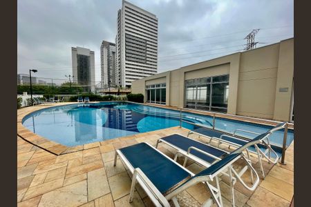 Apartamento à venda com 66m², 2 quartos e 1 vaga Apartamento à venda com 66m², 2 quartos e 1 vagaÁrea comum - Piscina