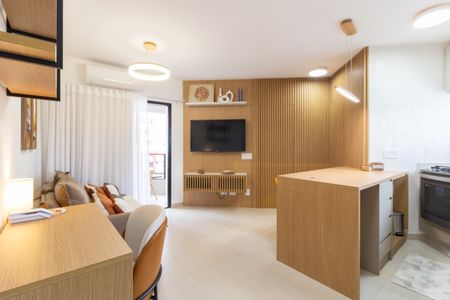 Sala/Cozinha de apartamento para alugar com 1 quarto, 40m² em Cerqueira César, São Paulo