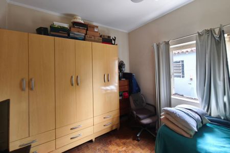 Casa para alugar com 300m², 3 quartos e 3 vagas Casa para alugar com 300m², 3 quartos e 3 vagasQuarto 2