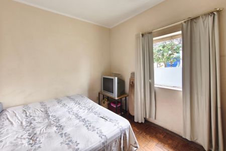 Casa para alugar com 300m², 3 quartos e 3 vagas Casa para alugar com 300m², 3 quartos e 3 vagasQuarto 1