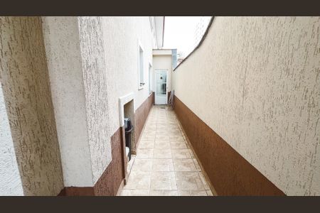 Casa à venda com 350m², 3 quartos e 4 vagas Casa à venda com 350m², 3 quartos e 4 vagasCorredor