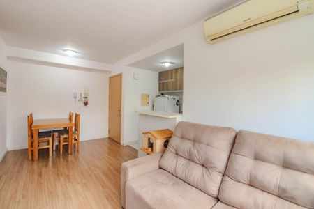 Sala de apartamento à venda com 2 quartos, 52m² em Jardim Carvalho, Porto Alegre