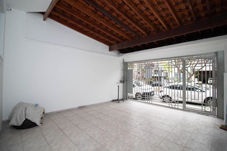 Casa à venda com 120m², 3 quartos e 2 vagas Casa à venda com 120m², 3 quartos e 2 vagasGaragem