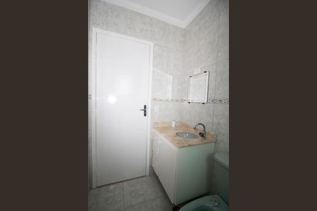 Casa à venda com 120m², 3 quartos e 2 vagas Casa à venda com 120m², 3 quartos e 2 vagasBanheiro 2