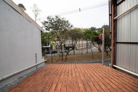 Casa à venda com 120m², 3 quartos e 2 vagas Casa à venda com 120m², 3 quartos e 2 vagasVista da Varanda - Suíte