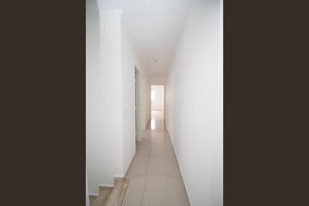Casa à venda com 120m², 3 quartos e 2 vagas Casa à venda com 120m², 3 quartos e 2 vagasCorredor