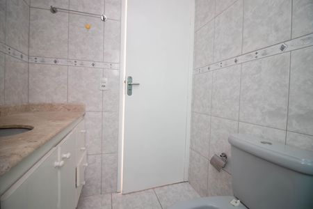 Casa à venda com 120m², 3 quartos e 2 vagas Casa à venda com 120m², 3 quartos e 2 vagasBanheiro da Suíte