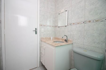 Casa à venda com 120m², 3 quartos e 2 vagas Casa à venda com 120m², 3 quartos e 2 vagasBanheiro 2