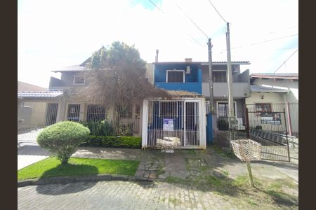 Casa à venda com 87m², 2 quartos e 1 vaga Casa à venda com 87m², 2 quartos e 1 vagaFachada