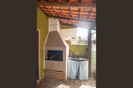 Casa à venda com 87m², 2 quartos e 1 vaga Casa à venda com 87m², 2 quartos e 1 vagaChurrasqueira