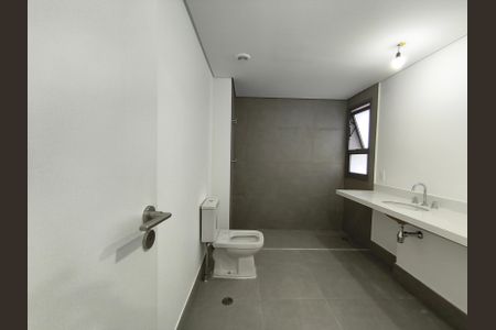 Apartamento à venda com 163m², 2 quartos e 2 vagasBanheiro da Suíte 2