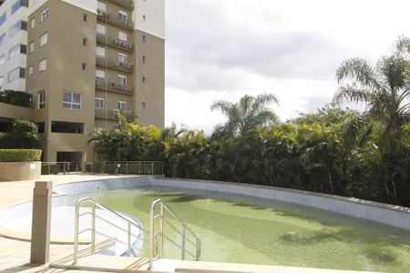 Apartamento à venda com 79m², 3 quartos e 1 vagaÁrea comum - Piscina
