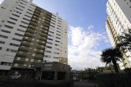 Apartamento à venda com 79m², 3 quartos e 1 vagaFachada e portaria