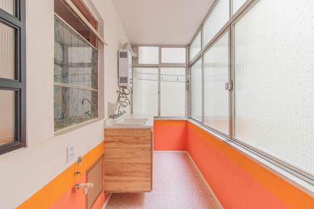 Apartamento para alugar com 111m², 2 quartos e 1 vagaÁrea de Serviço