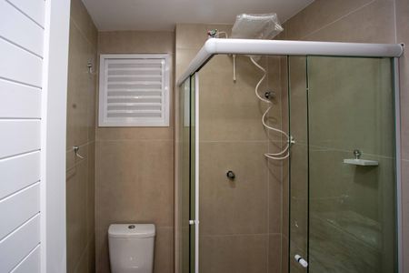 Banheiro Social de casa de condomínio para alugar com 1 quarto, 21m² em Centro, Diadema