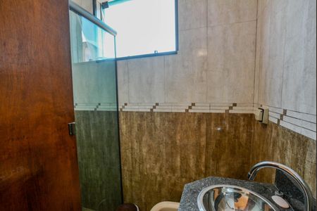 Casa à venda com 400m², 3 quartos e 2 vagasBanheiro de serviço