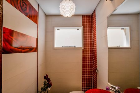 Casa à venda com 400m², 3 quartos e 2 vagasLavabo