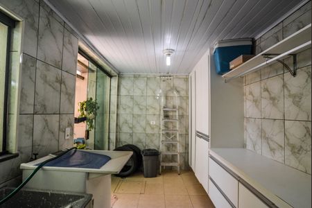 Casa à venda com 400m², 3 quartos e 2 vagasÁrea de Serviço