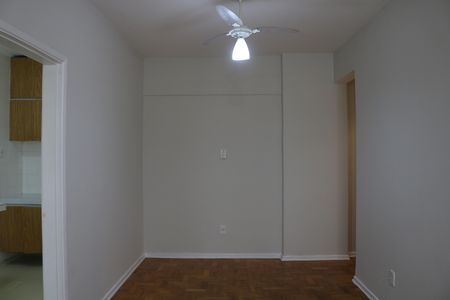 Sala de apartamento à venda com 2 quartos, 80m² em Perdizes, São Paulo