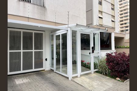 Apartamento para alugar com 80m², 2 quartos e 1 vagaFachada 