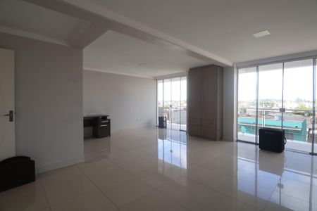Apartamento para alugar com 120m², 4 quartos e 1 vagaEscritório