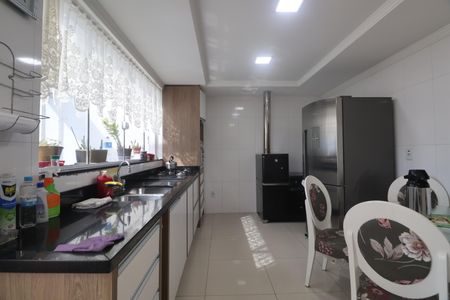 Apartamento para alugar com 120m², 4 quartos e 1 vagaCozinha 