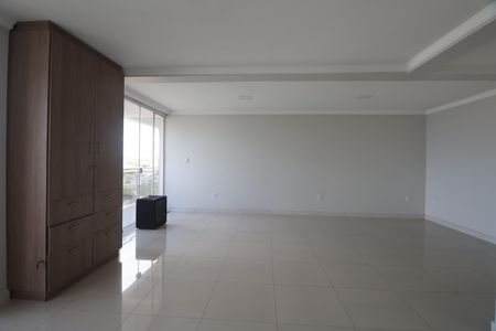 Apartamento para alugar com 120m², 4 quartos e 1 vagaEscritório