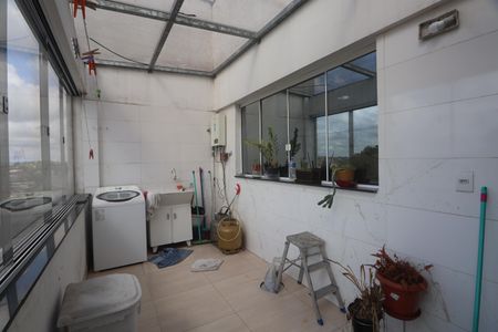 Apartamento para alugar com 120m², 4 quartos e 1 vagaÁrea de Serviço