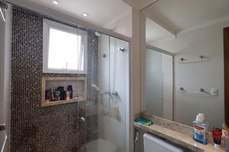 Apartamento para alugar com 75m², 2 quartos e 2 vagasBanheiro da Suíte