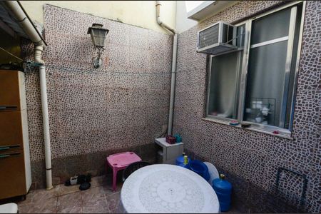 Apartamento à venda com 65m², 2 quartos e 1 vagaÁrea de Serviço