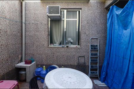 Apartamento à venda com 65m², 2 quartos e 1 vagaÁrea de Serviço