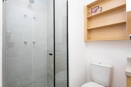 Banheiro de apartamento para alugar com 1 quarto, 30m² em Consolação, São Paulo