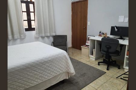 Foto 03 de casa à venda com 4 quartos, 250m² em Conjunto Residencial Butanta, São Paulo