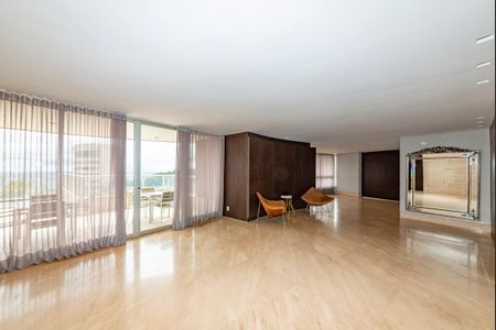 Apartamento à venda com 225m², 3 quartos e 3 vagasÁrea comum