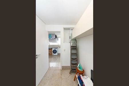 Apartamento à venda com 225m², 3 quartos e 3 vagasQuarto de Serviço