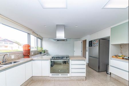 Apartamento à venda com 225m², 3 quartos e 3 vagasCozinha