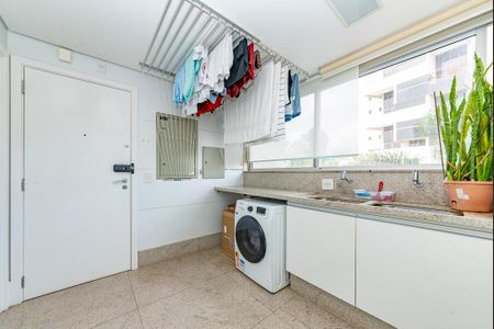 Apartamento à venda com 225m², 3 quartos e 3 vagasÁrea de Serviço