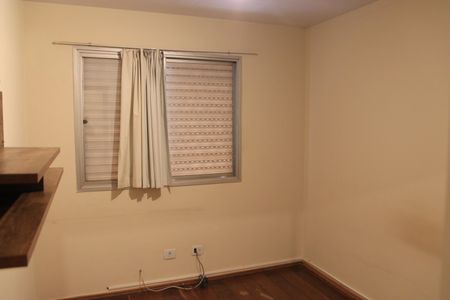 Quarto 01 de apartamento para alugar com 3 quartos, 109m² em Setor Oeste, Goiânia