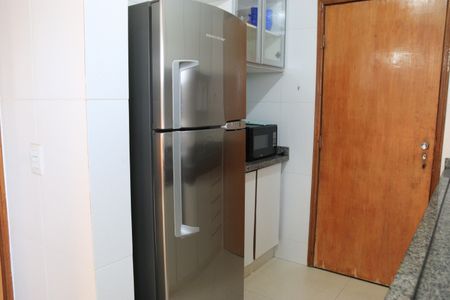 Apartamento para alugar com 109m², 3 quartos e 1 vagaCozinha e Área de Serviço