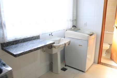 Apartamento para alugar com 109m², 3 quartos e 1 vagaCozinha e Área de Serviço