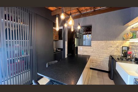 Apartamento à venda com 156m², 2 quartos e 2 vagas Apartamento à venda com 156m², 2 quartos e 2 vagasCozinha