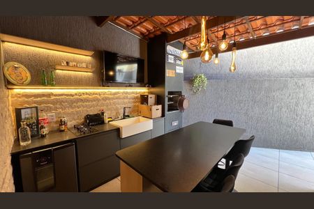 Apartamento à venda com 156m², 2 quartos e 2 vagas Apartamento à venda com 156m², 2 quartos e 2 vagasCozinha