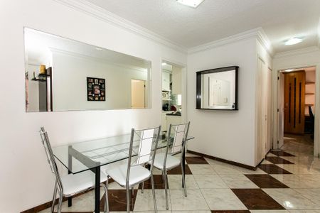 Apartamento à venda com 64m², 3 quartos e 1 vaga Apartamento à venda com 64m², 3 quartos e 1 vagaSala