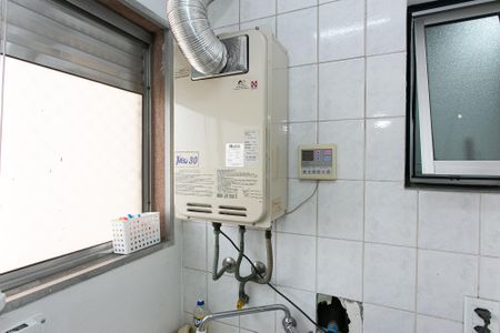 Apartamento à venda com 64m², 3 quartos e 1 vaga Apartamento à venda com 64m², 3 quartos e 1 vagaÁrea de Serviço - Aquecedor a Gás