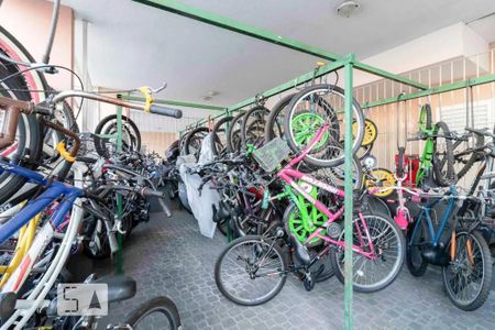 Apartamento à venda com 64m², 3 quartos e 1 vaga Apartamento à venda com 64m², 3 quartos e 1 vagaÁrea comum