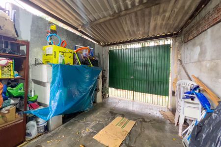 Casa à venda com 275m², 3 quartos e 1 vaga Casa à venda com 275m², 3 quartos e 1 vagaGaragem