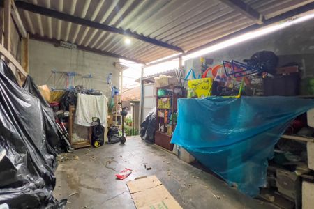 Casa à venda com 275m², 3 quartos e 1 vaga Casa à venda com 275m², 3 quartos e 1 vagaGaragem