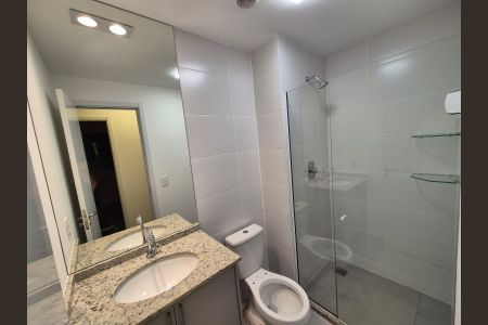Apartamento para alugar com 69m², 2 quartos e 1 vaga Apartamento para alugar com 69m², 2 quartos e 1 vagaBanheiro